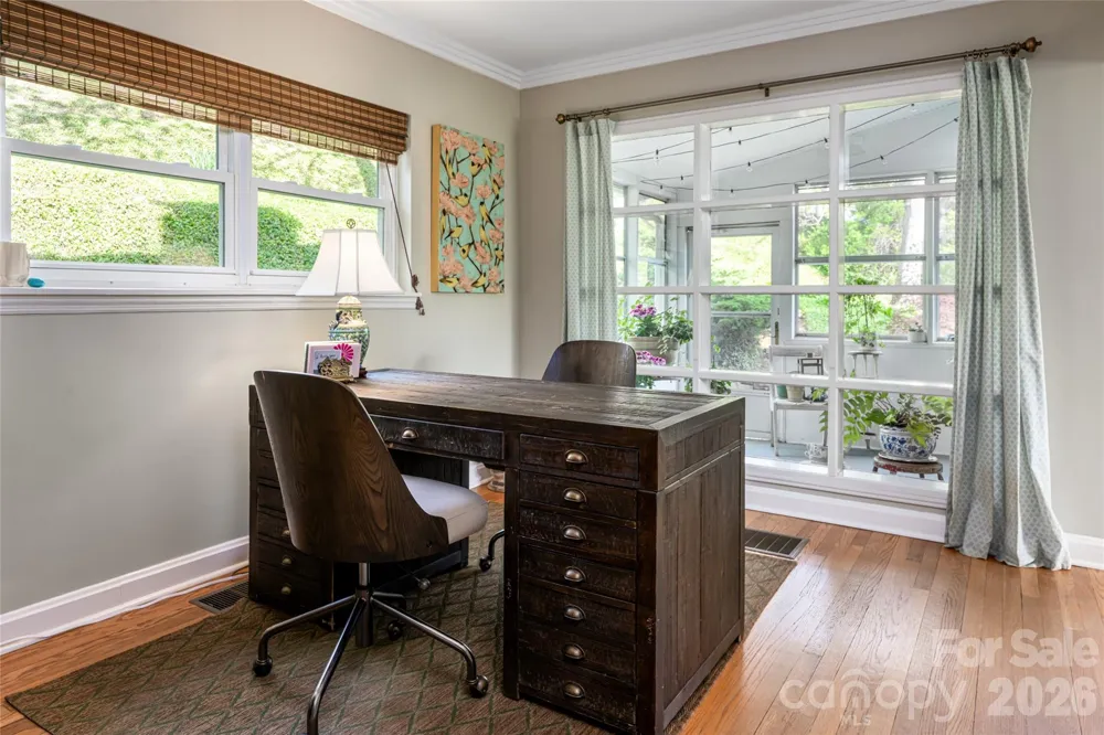114 Cambridge Road Asheville, NC 28804