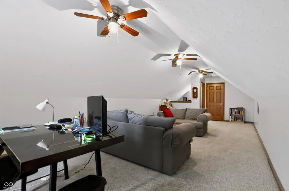 40 Decourcy Lane Franklin, IN 46131