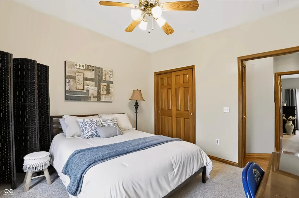 40 Decourcy Lane Franklin, IN 46131