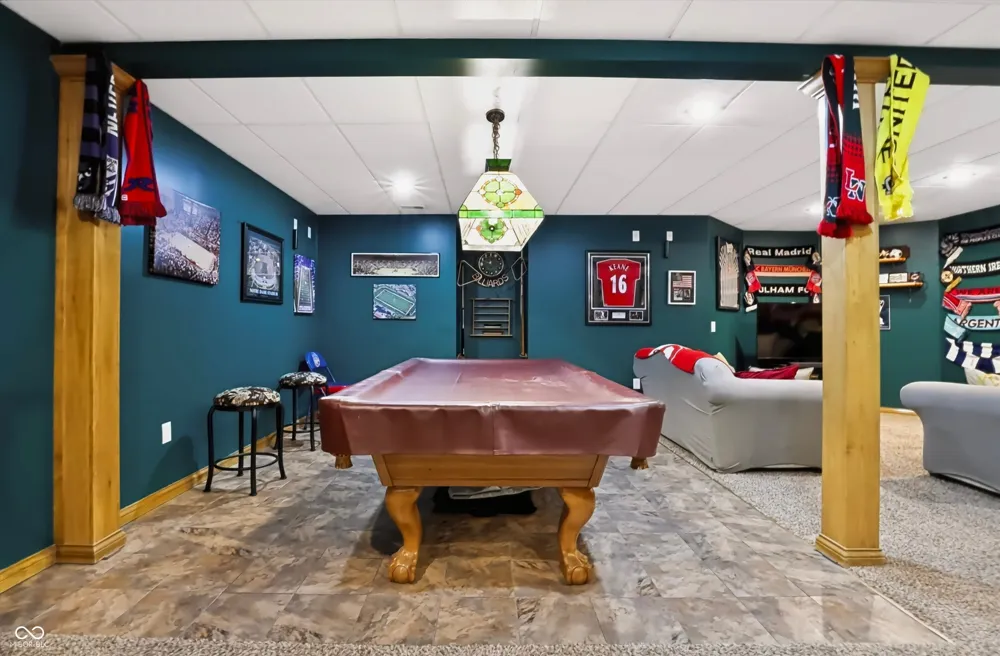 40 Decourcy Lane Franklin, IN 46131