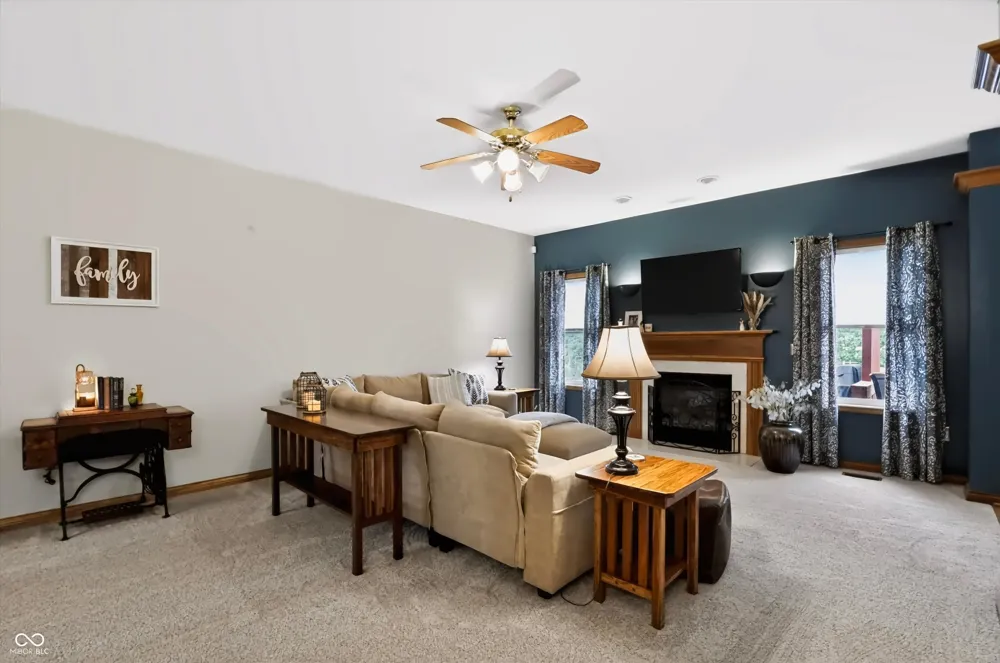 40 Decourcy Lane Franklin, IN 46131