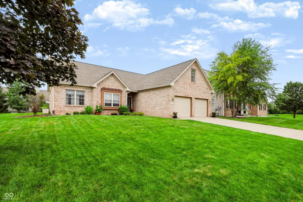 40 Decourcy Lane Franklin, IN 46131