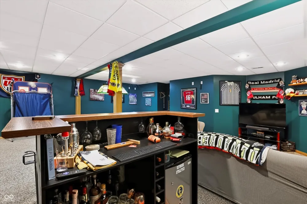 40 Decourcy Lane Franklin, IN 46131