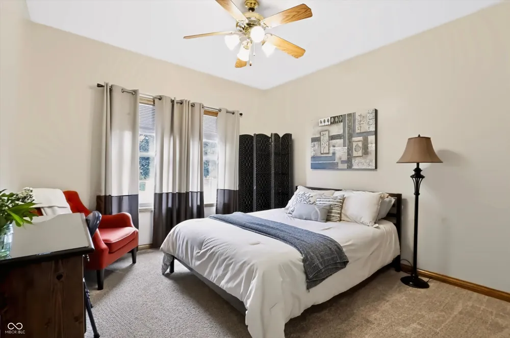 40 Decourcy Lane Franklin, IN 46131