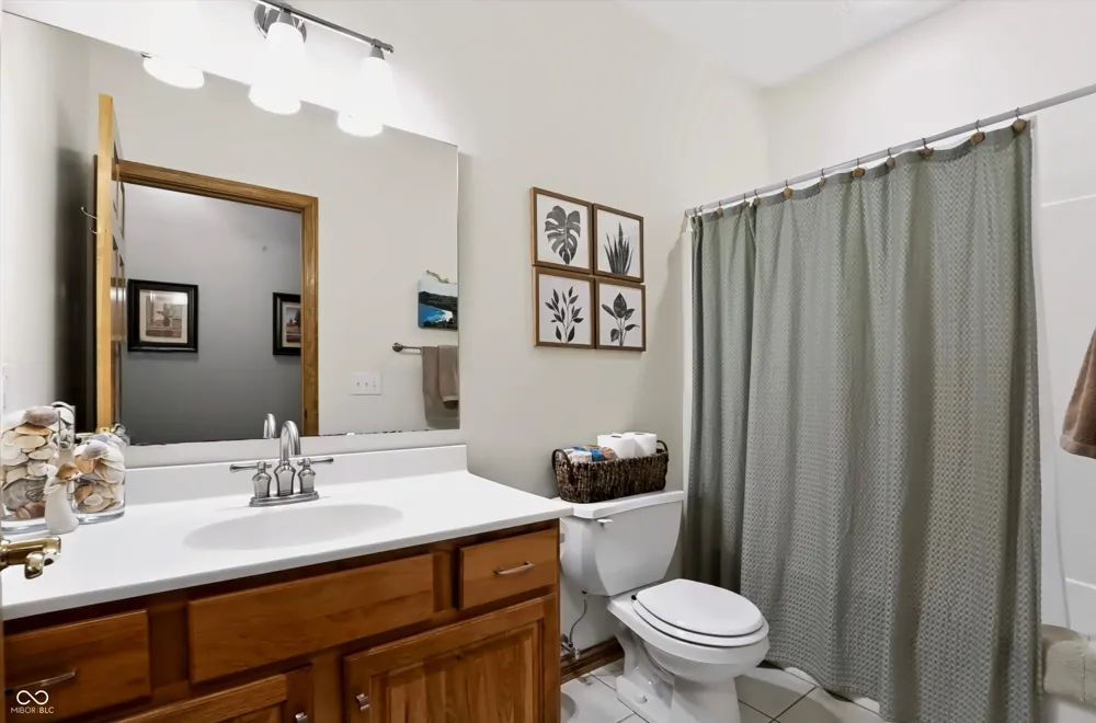 40 Decourcy Lane Franklin, IN 46131