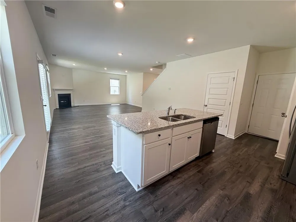 174 woodbrook trl Newnan, GA 30265
