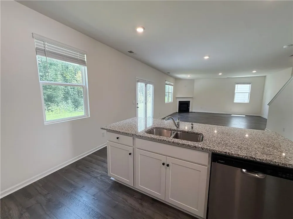 174 woodbrook trl Newnan, GA 30265