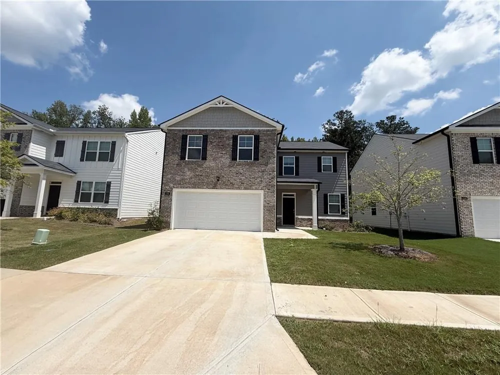 174 woodbrook trl Newnan, GA 30265