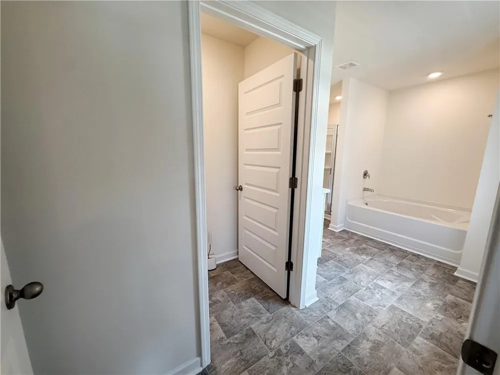 174 woodbrook trl Newnan, GA 30265
