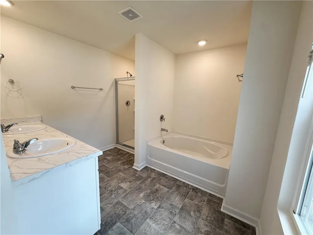 174 woodbrook trl Newnan, GA 30265