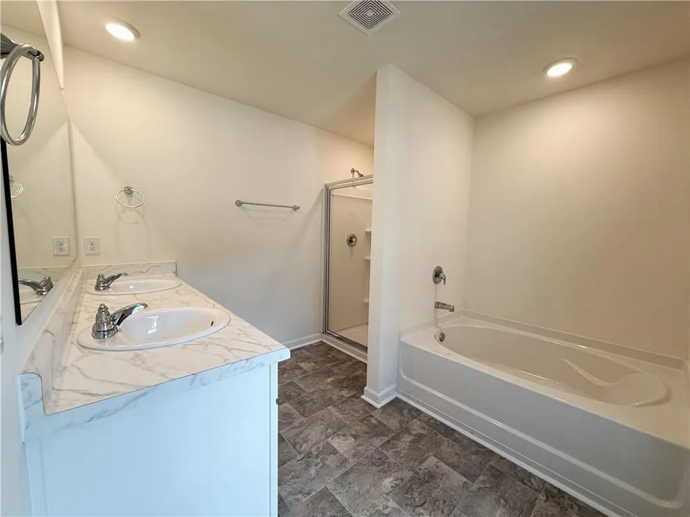 174 woodbrook trl Newnan, GA 30265