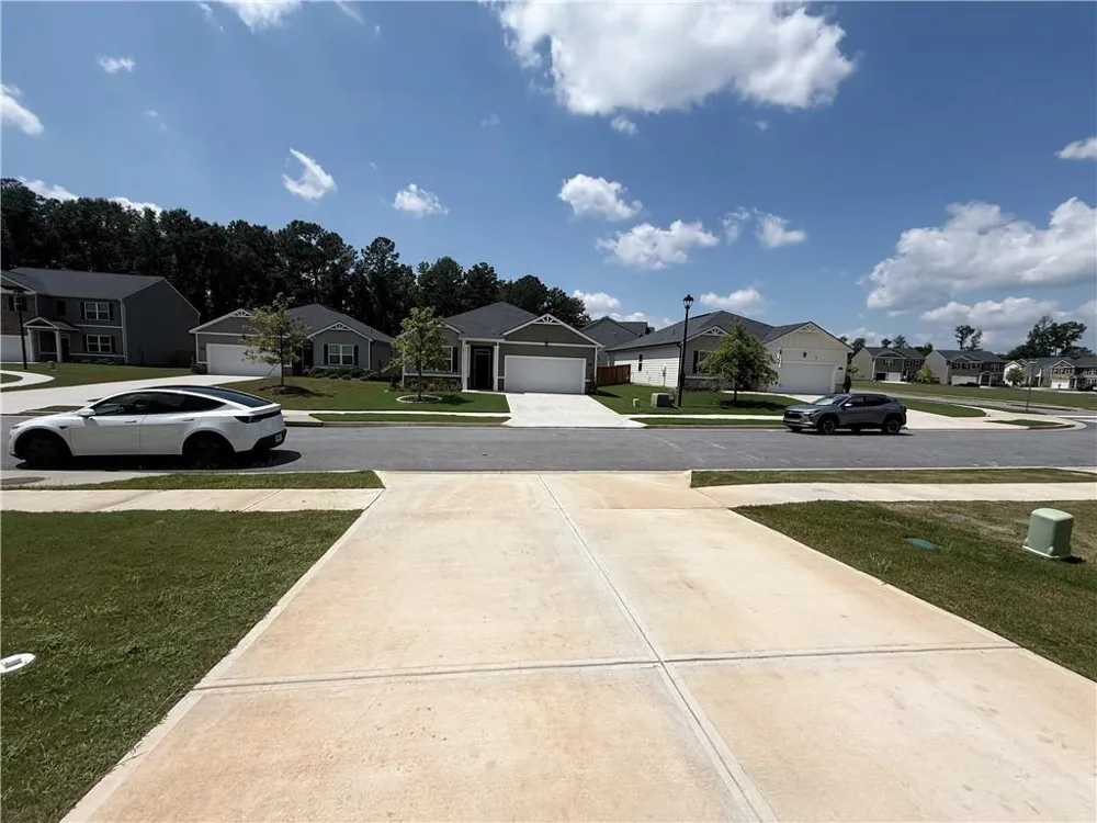 174 woodbrook trl Newnan, GA 30265