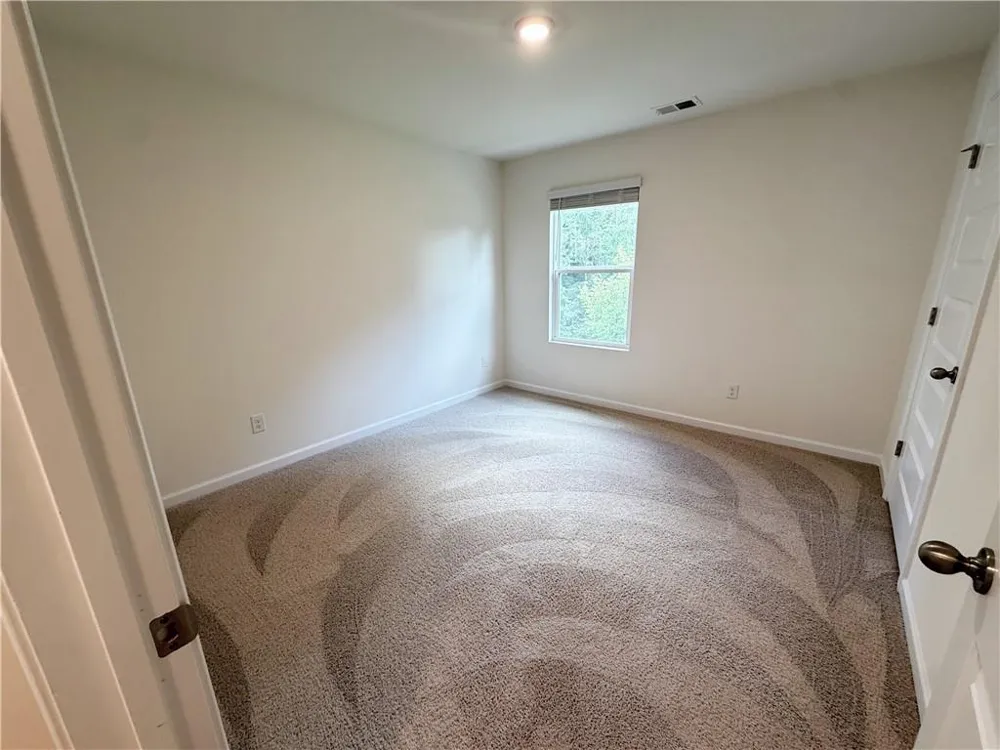 174 woodbrook trl Newnan, GA 30265