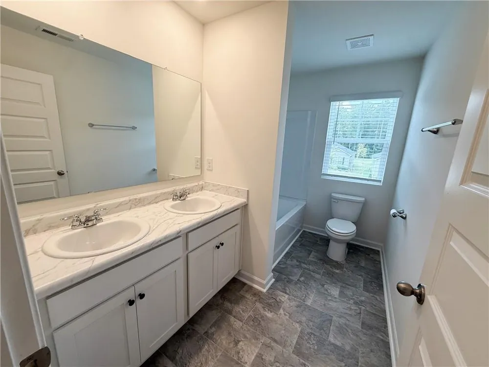 174 woodbrook trl Newnan, GA 30265