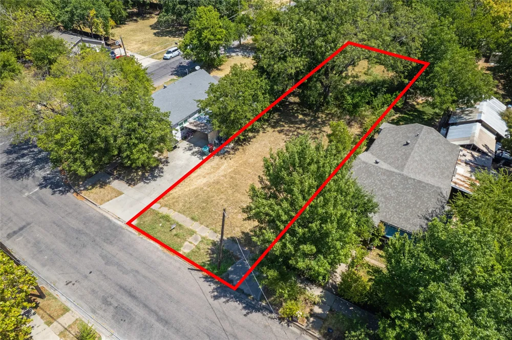 819 Walnut Street Sherman, TX 75090