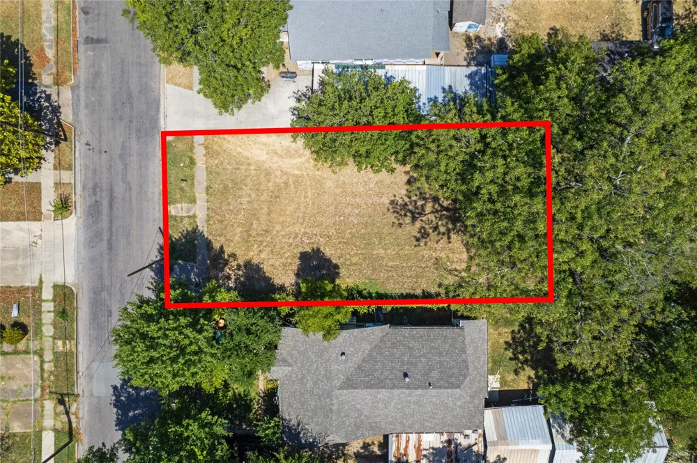819 Walnut Street Sherman, TX 75090