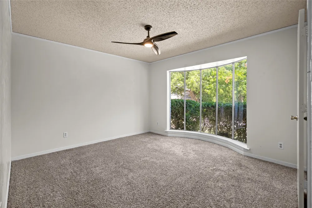 1315 Winding Brook Drive DeSoto, TX 75115