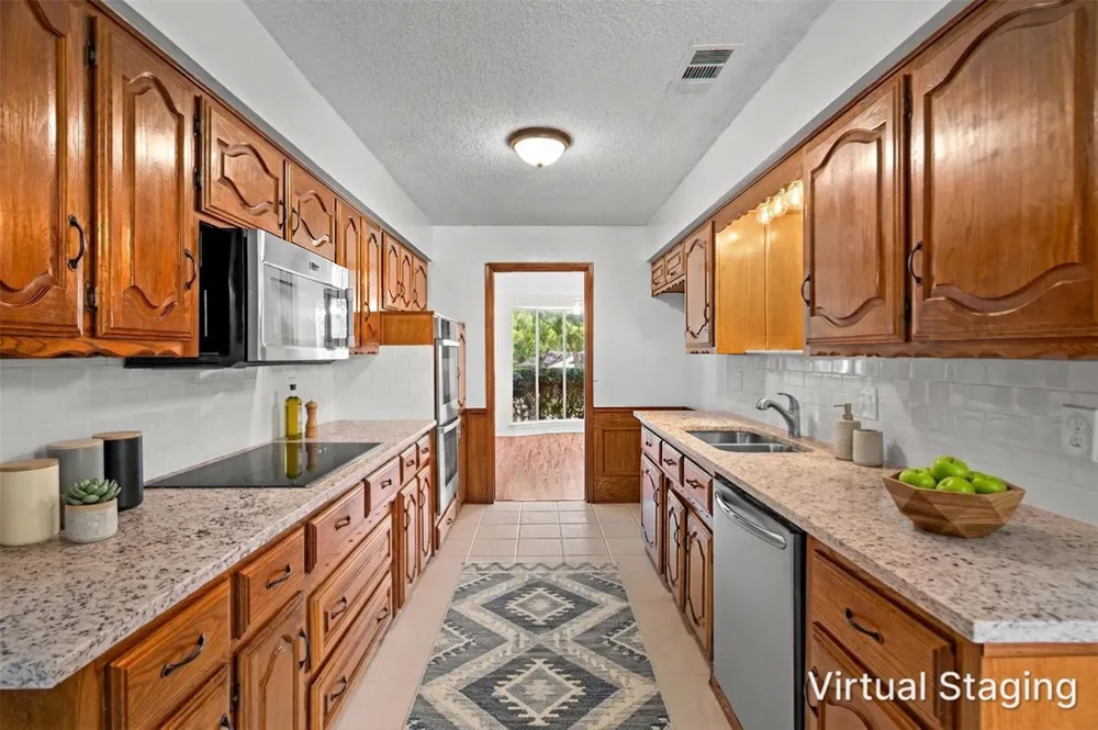 1315 Winding Brook Drive DeSoto, TX 75115