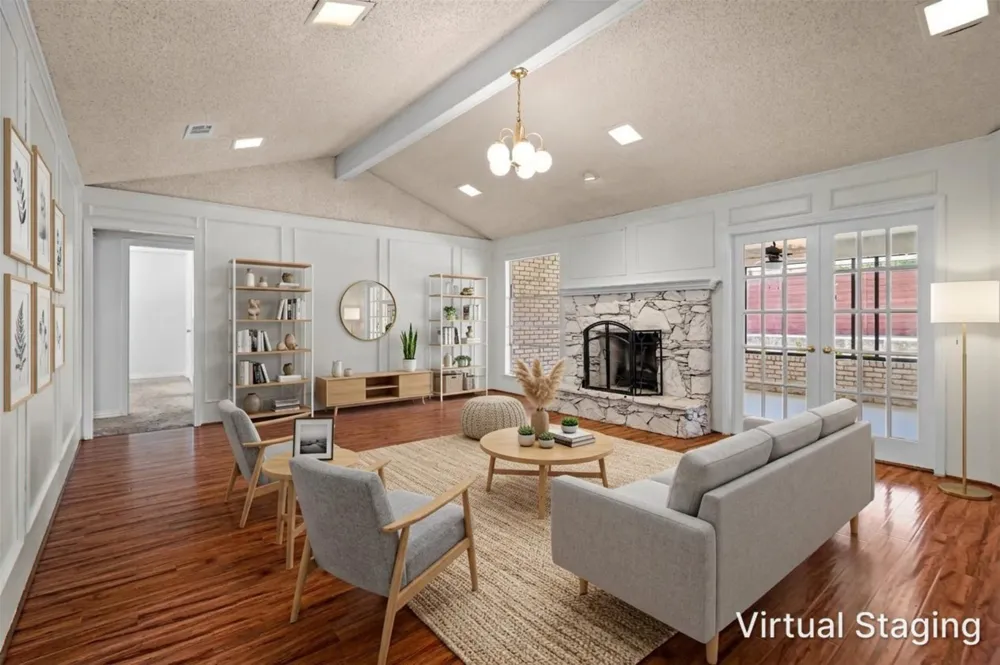 1315 Winding Brook Drive DeSoto, TX 75115
