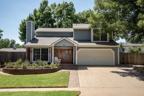 2710 Forestview Drive