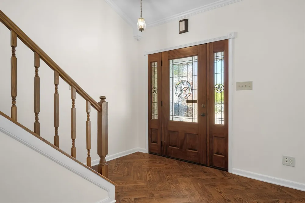 2710 Forestview Drive Corinth, TX 76210