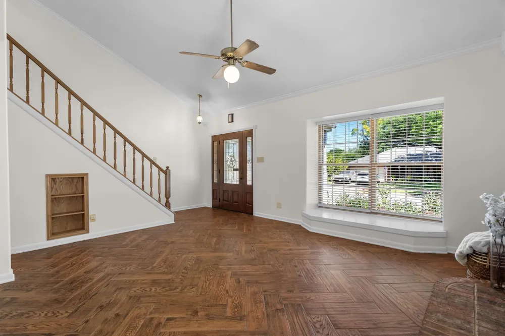 2710 Forestview Drive Corinth, TX 76210