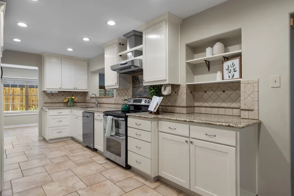 2710 Forestview Drive Corinth, TX 76210