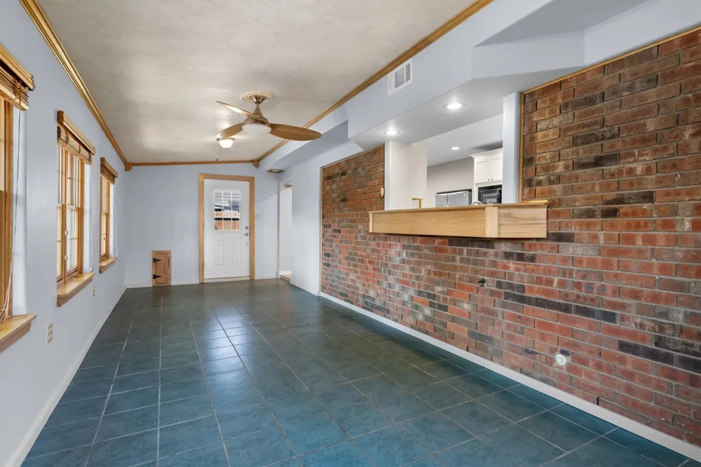2710 Forestview Drive Corinth, TX 76210