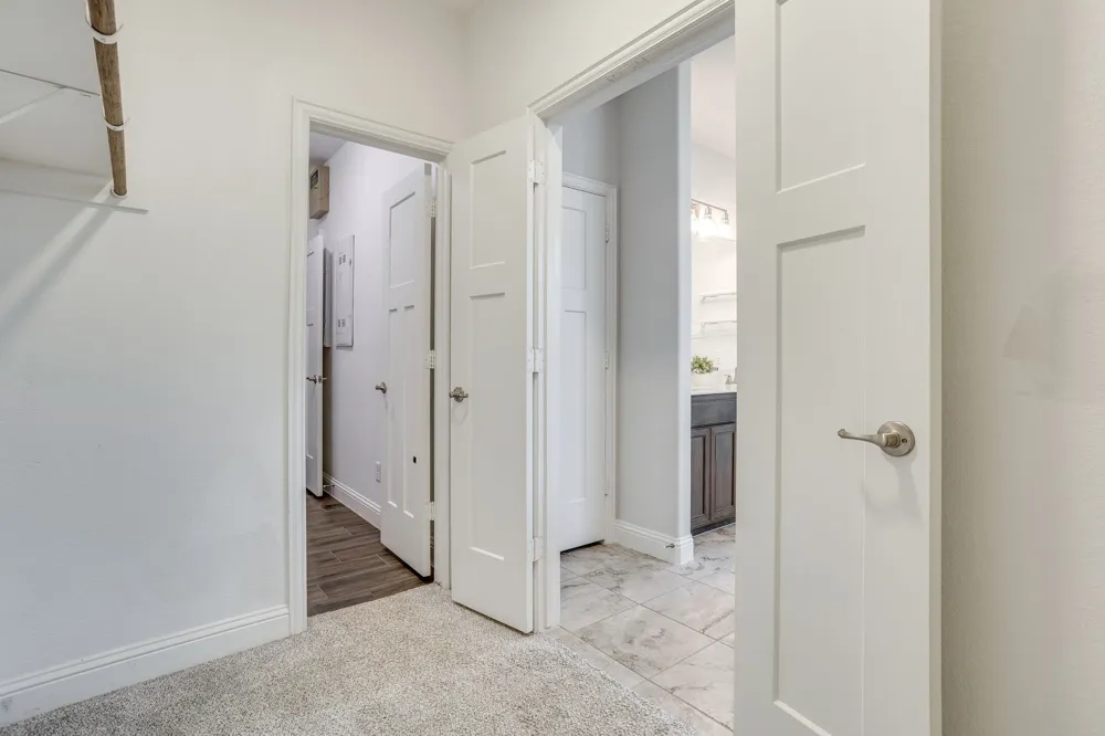 1209 Rushmore Drive Burleson, TX 76028