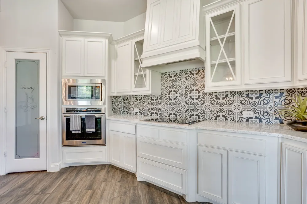 1209 Rushmore Drive Burleson, TX 76028