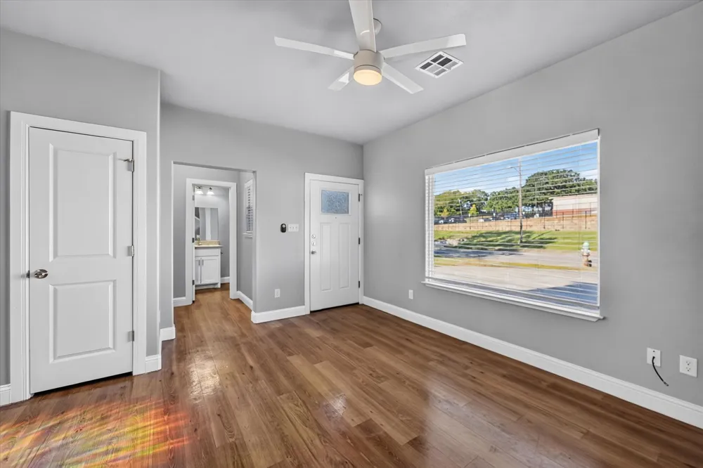 990 W 6th Avenue #992 Denison, TX 75021