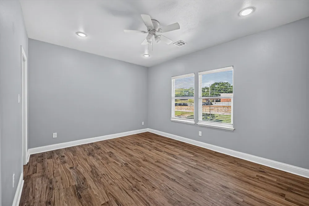 990 W 6th Avenue #992 Denison, TX 75021
