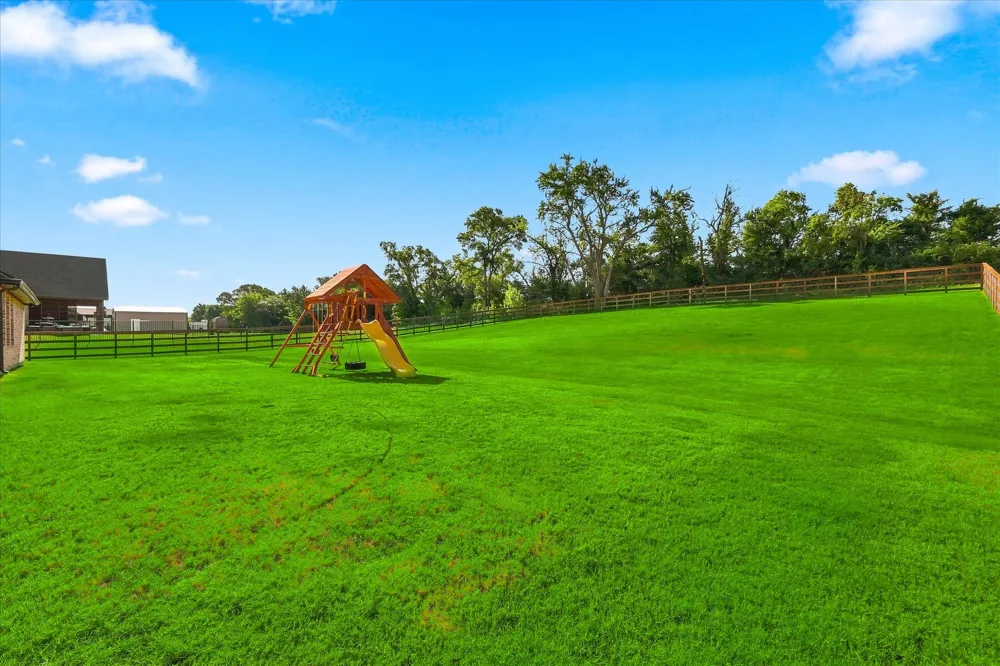 3525 Lariat Trail Van Alstyne, TX 75495
