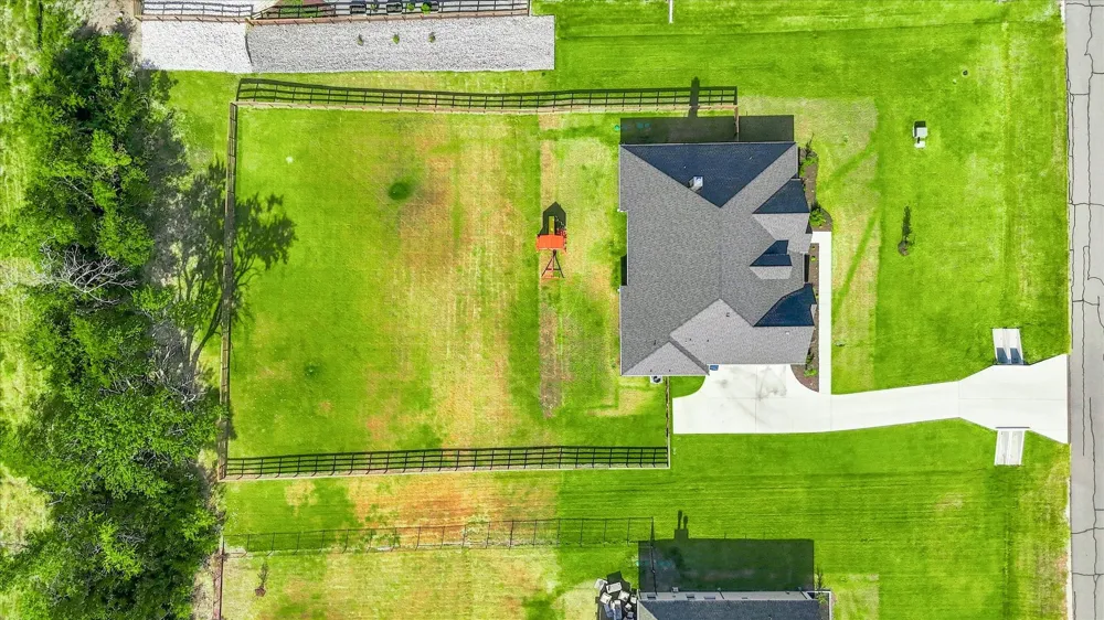 3525 Lariat Trail Van Alstyne, TX 75495