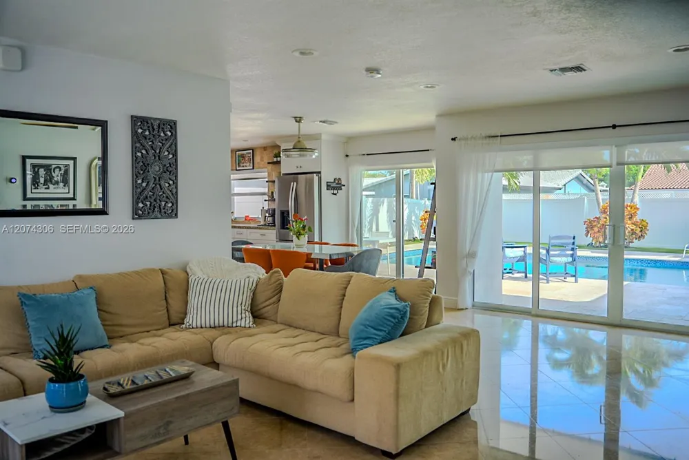1640 NE 59th Pl Fort Lauderdale, FL 33334