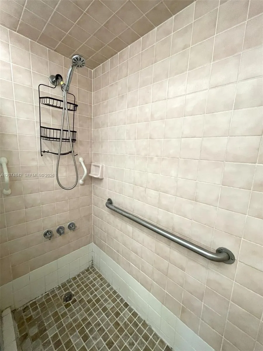 1810 SW 81st Ave #2401 North Lauderdale, FL 33068
