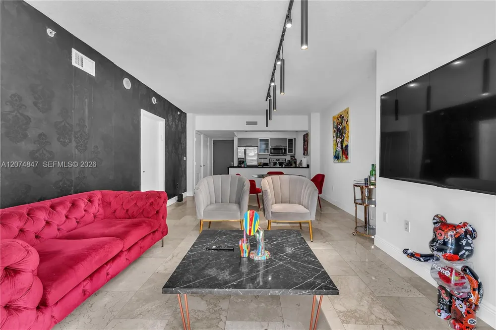1750 Bayshore Drive #2004 Miami, FL 33132