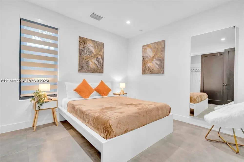 155 NW 51st St #0 Miami, FL 33127