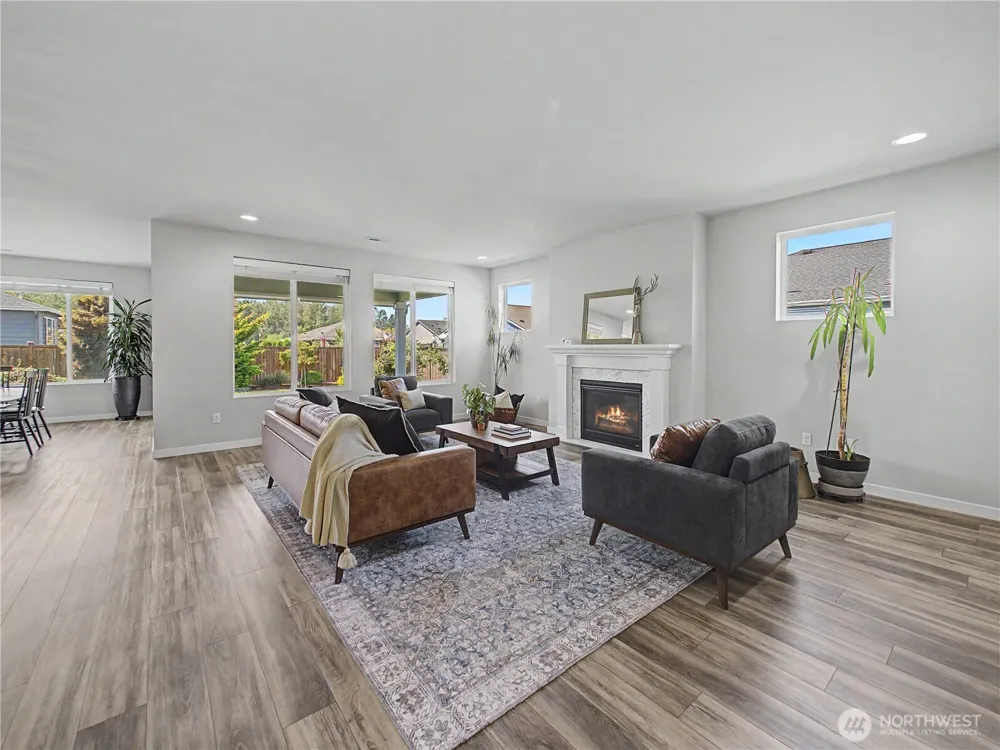 1346 Boyle Street Enumclaw, WA 98022