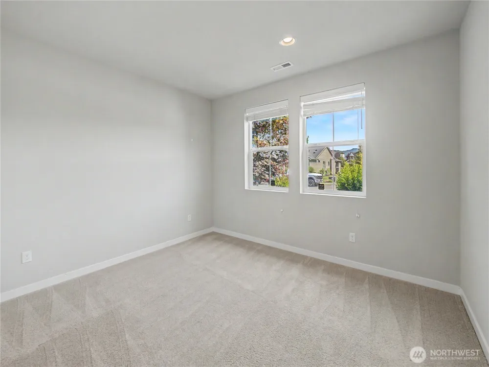 1346 Boyle Street Enumclaw, WA 98022