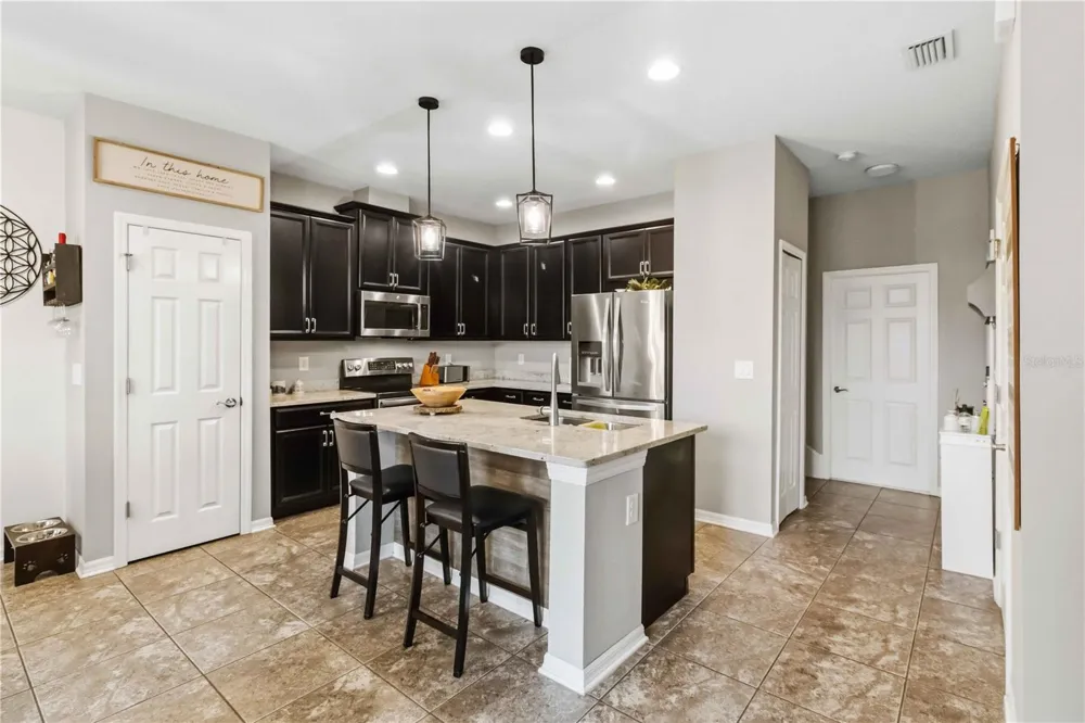 10716 AVERY PARK DRIVE Riverview, FL 33578