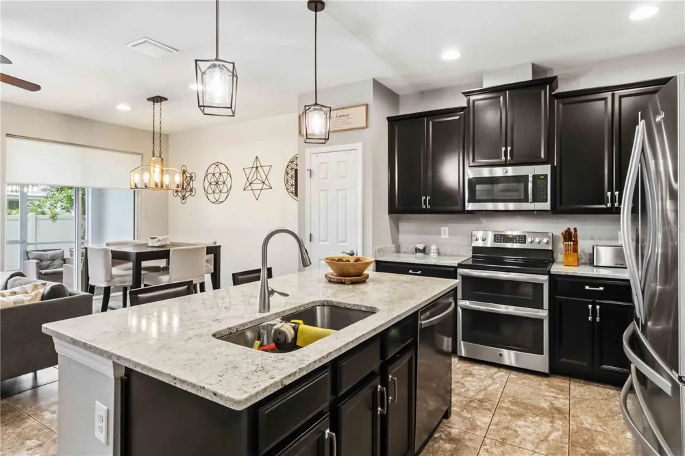 10716 AVERY PARK DRIVE Riverview, FL 33578