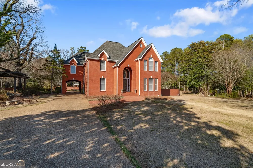 533 Rock Mills RD Roanoke, AL 36274