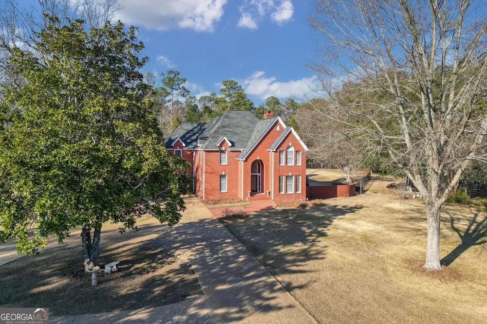 533 Rock Mills RD Roanoke, AL 36274