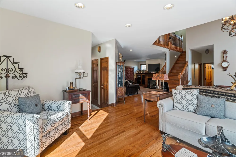 533 Rock Mills RD Roanoke, AL 36274