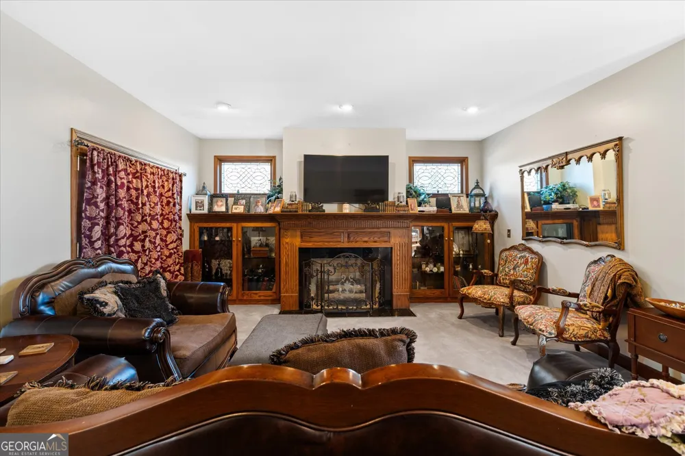 533 Rock Mills RD Roanoke, AL 36274
