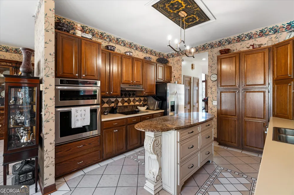 533 Rock Mills RD Roanoke, AL 36274