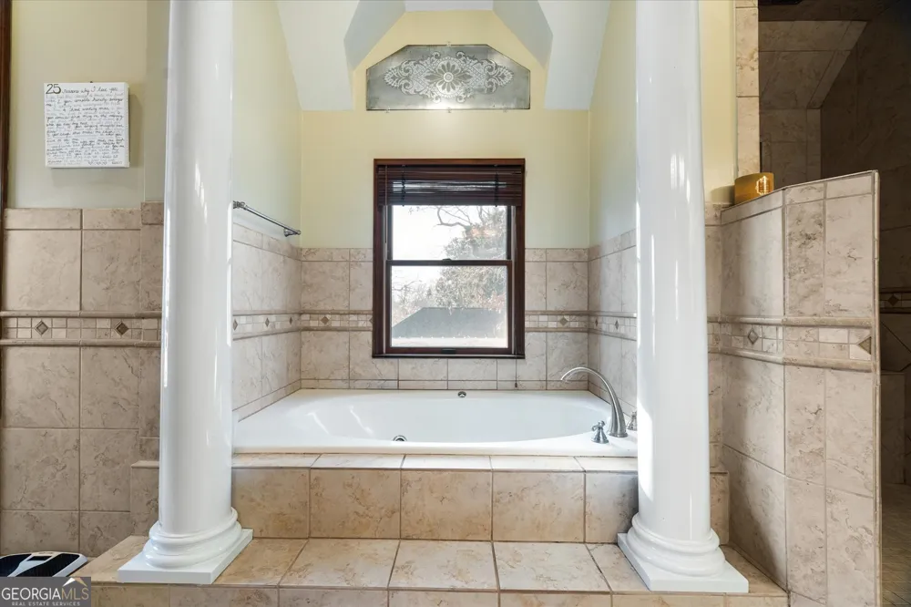 533 Rock Mills RD Roanoke, AL 36274
