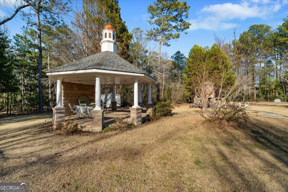 533 Rock Mills RD Roanoke, AL 36274