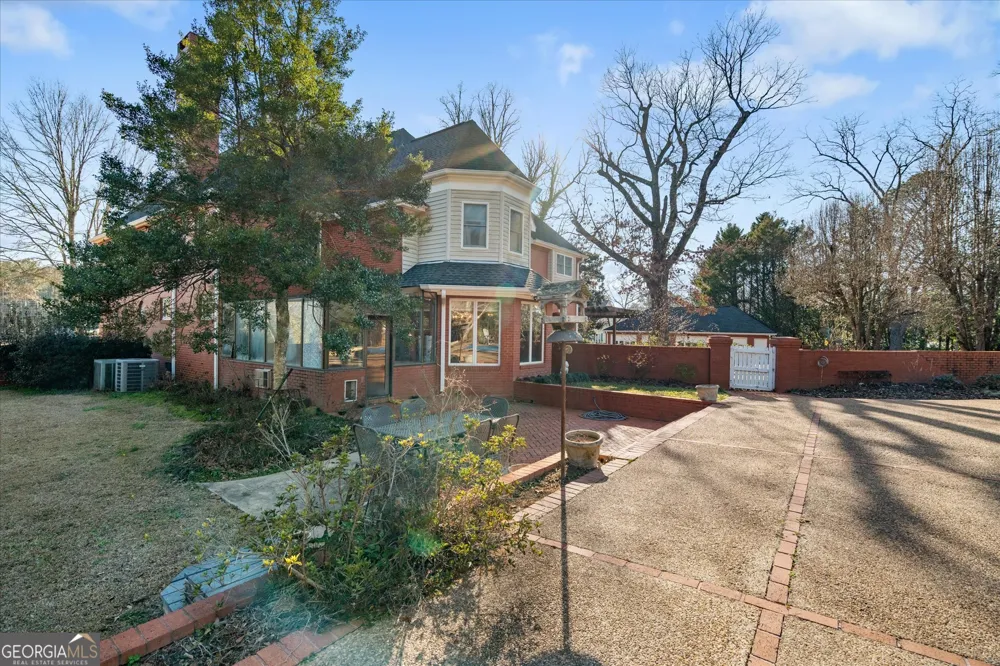 533 Rock Mills RD Roanoke, AL 36274